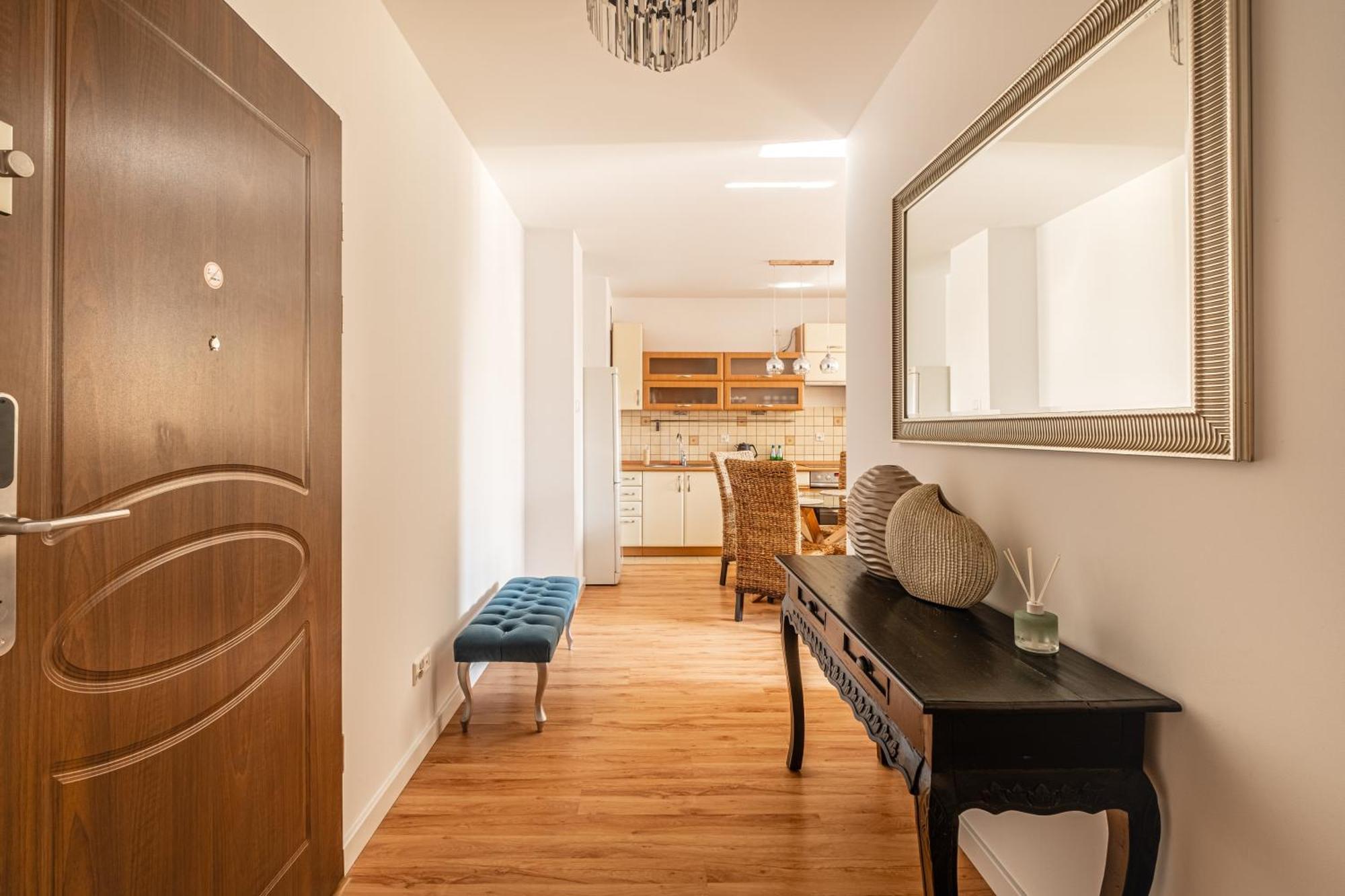 Apartment Kaskada With Balcony By Axel